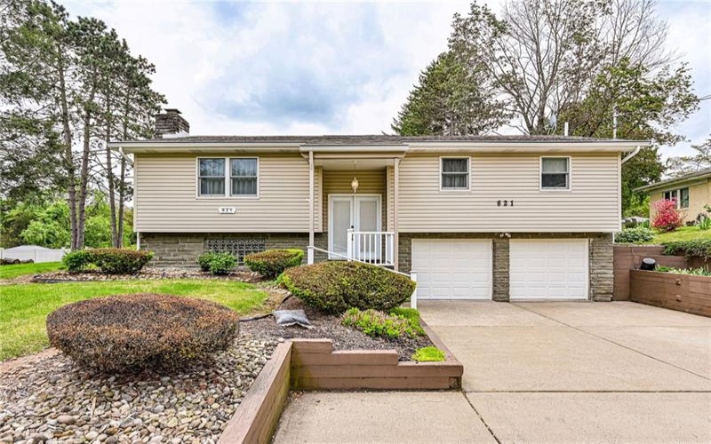 621 Sandy Hill Rd, Irwin, 15642, 5 Bedrooms Bedrooms, 12 Rooms Rooms,2.1 BathroomsBathrooms,Residential,For Sale,Sandy Hill Rd,1752340
