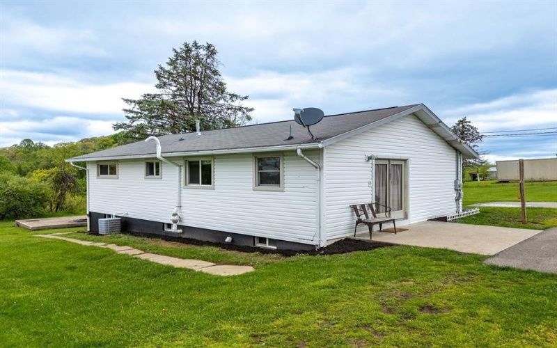 775 RIDGE ROAD, Coal Center, 15423, 3 Bedrooms Bedrooms, 7 Rooms Rooms,1.1 BathroomsBathrooms,Residential,For Sale,RIDGE,1752597