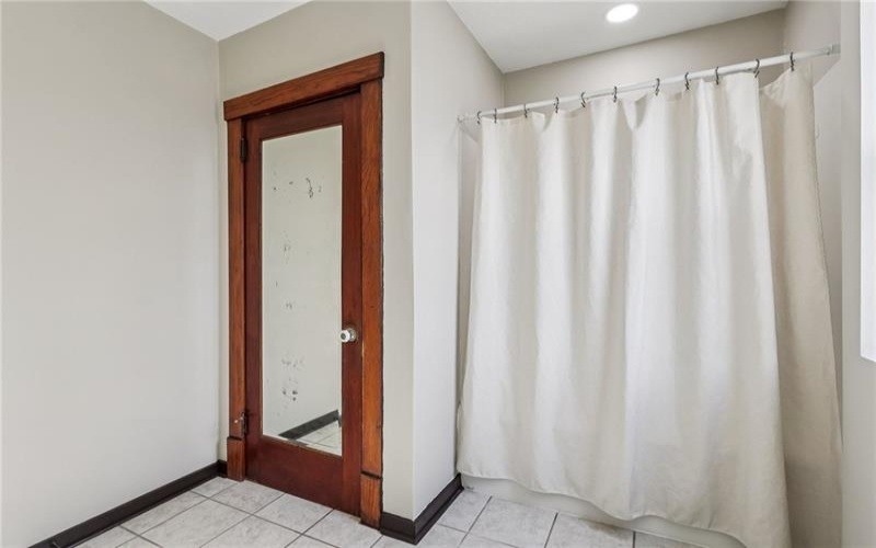 2011 Ridge Ave, Arnold, 15068, 3 Bedrooms Bedrooms, 7 Rooms Rooms,1.1 BathroomsBathrooms,Residential,For Sale,Ridge Ave,1752647