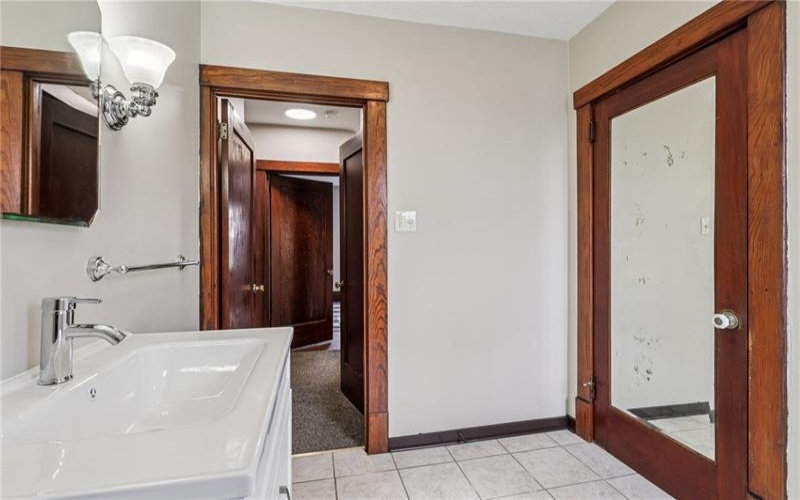 2011 Ridge Ave, Arnold, 15068, 3 Bedrooms Bedrooms, 7 Rooms Rooms,1.1 BathroomsBathrooms,Residential,For Sale,Ridge Ave,1752647