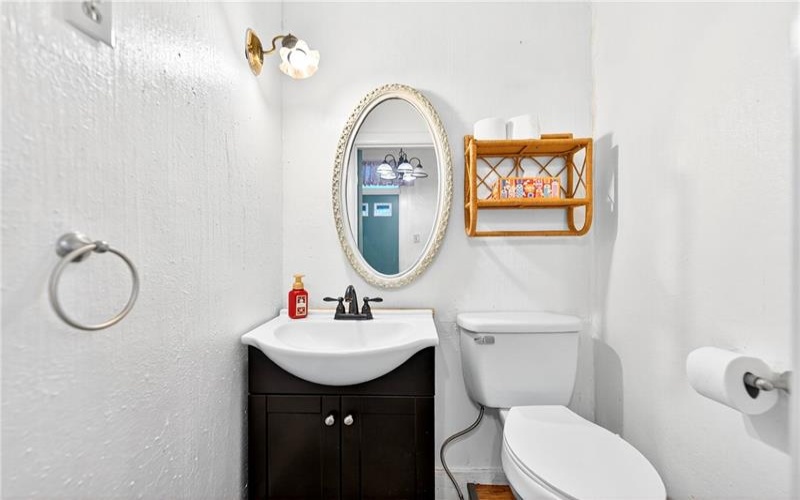 574 Webster Hollow Road, Rostraver Township, 15012, 4 Bedrooms Bedrooms, 8 Rooms Rooms,1.1 BathroomsBathrooms,Residential,For Sale,Webster Hollow Road,1736443