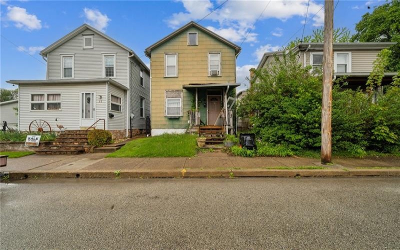 24 Miller St, Latrobe, 15650, 3 Bedrooms Bedrooms, ,2 BathroomsBathrooms,Residential,For Sale,Miller St,1752335