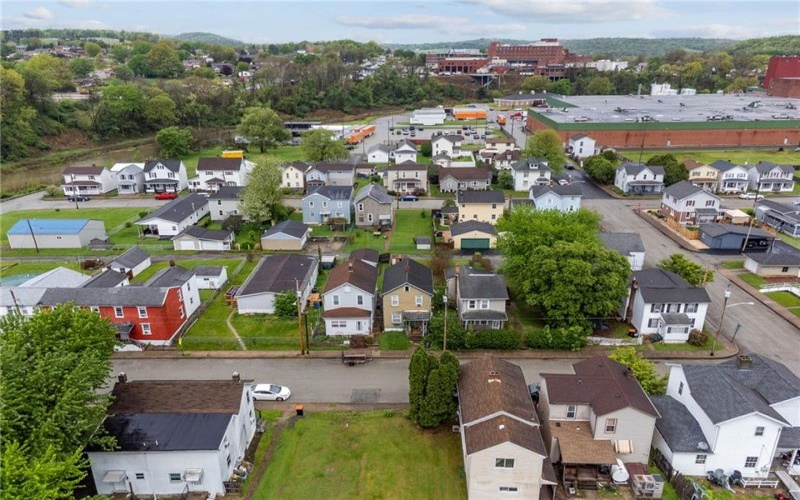 24 Miller St, Latrobe, 15650, 3 Bedrooms Bedrooms, ,2 BathroomsBathrooms,Residential,For Sale,Miller St,1752335