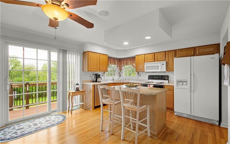 213 Walnut Drive, Eighty Four, 15330, 3 Bedrooms Bedrooms, 9 Rooms Rooms,2.1 BathroomsBathrooms,Residential,For Sale,Walnut Drive,1752517