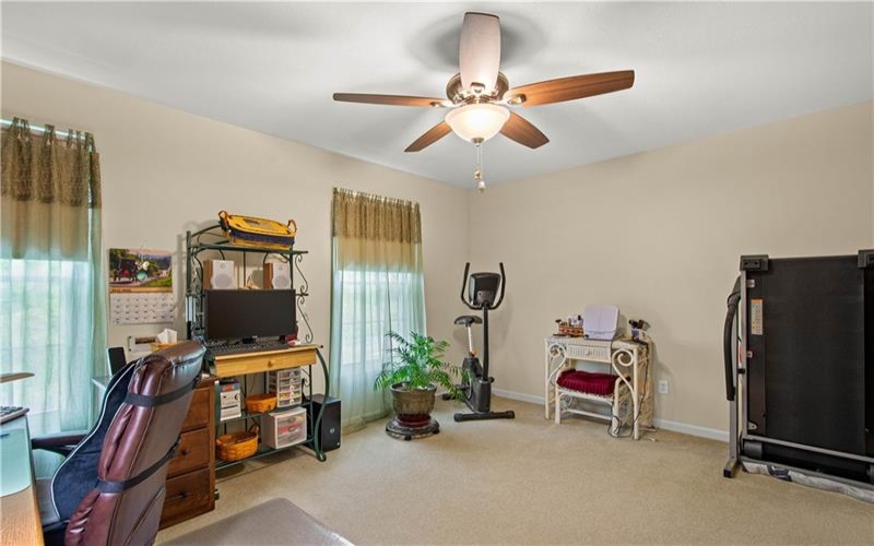 213 Walnut Drive, Eighty Four, 15330, 3 Bedrooms Bedrooms, 9 Rooms Rooms,2.1 BathroomsBathrooms,Residential,For Sale,Walnut Drive,1752517