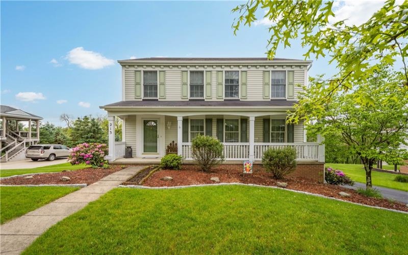 213 Walnut Drive, Eighty Four, 15330, 3 Bedrooms Bedrooms, 9 Rooms Rooms,2.1 BathroomsBathrooms,Residential,For Sale,Walnut Drive,1752517