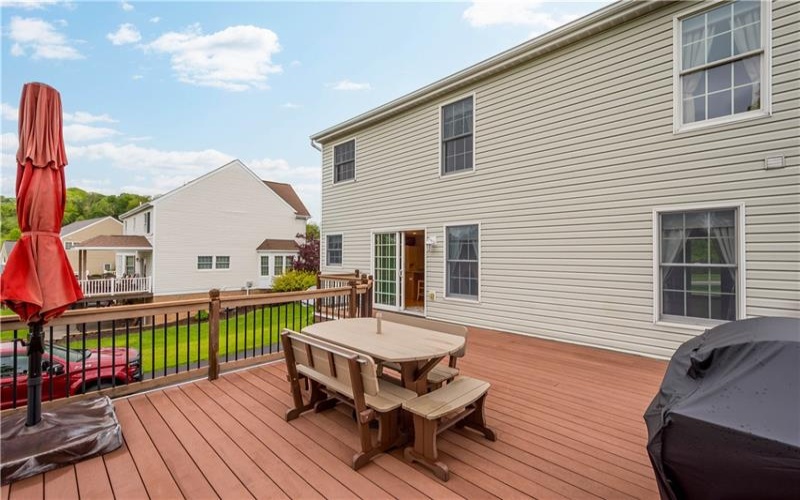 213 Walnut Drive, Eighty Four, 15330, 3 Bedrooms Bedrooms, 9 Rooms Rooms,2.1 BathroomsBathrooms,Residential,For Sale,Walnut Drive,1752517