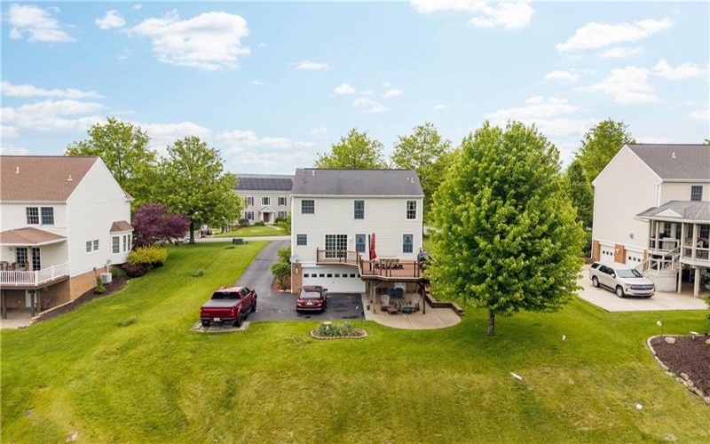 213 Walnut Drive, Eighty Four, 15330, 3 Bedrooms Bedrooms, 9 Rooms Rooms,2.1 BathroomsBathrooms,Residential,For Sale,Walnut Drive,1752517