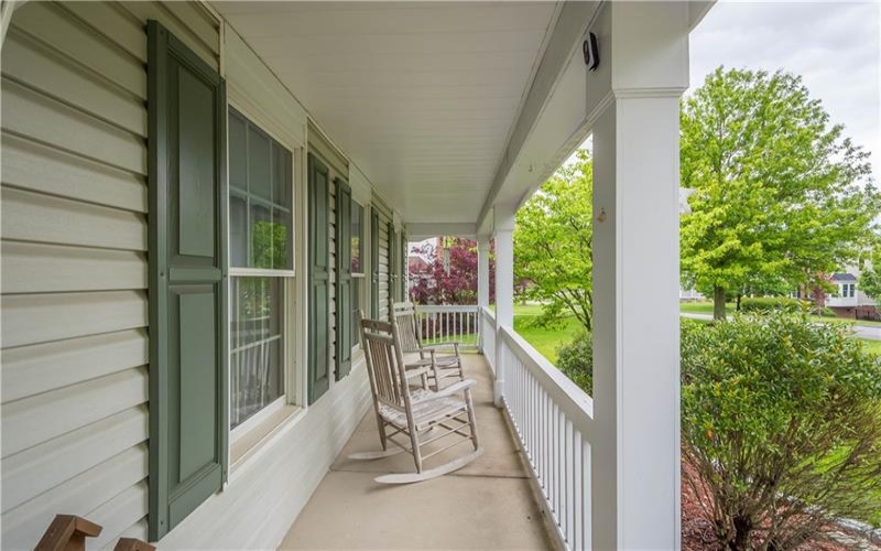 213 Walnut Drive, Eighty Four, 15330, 3 Bedrooms Bedrooms, 9 Rooms Rooms,2.1 BathroomsBathrooms,Residential,For Sale,Walnut Drive,1752517