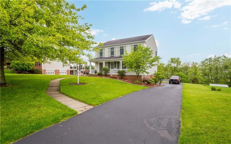 213 Walnut Drive, Eighty Four, 15330, 3 Bedrooms Bedrooms, 9 Rooms Rooms,2.1 BathroomsBathrooms,Residential,For Sale,Walnut Drive,1752517
