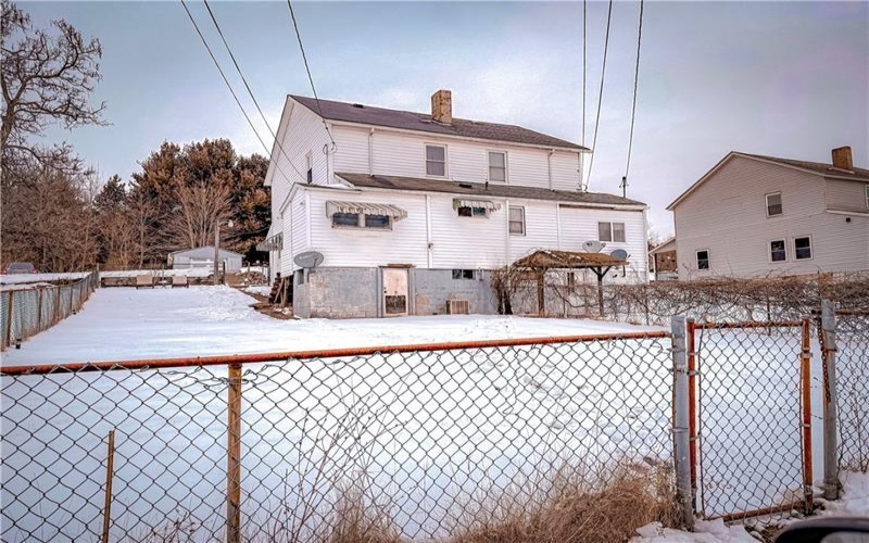345 Top St, Smithfield, 15478, 2 Bedrooms Bedrooms, ,1 BathroomBathrooms,Residential,For Sale,Top St,1752675