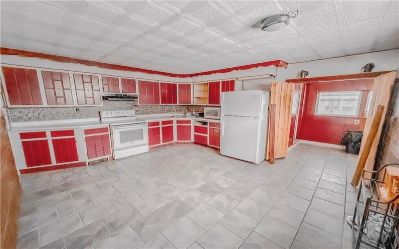 345 Top St, Smithfield, 15478, 2 Bedrooms Bedrooms, ,1 BathroomBathrooms,Residential,For Sale,Top St,1752675