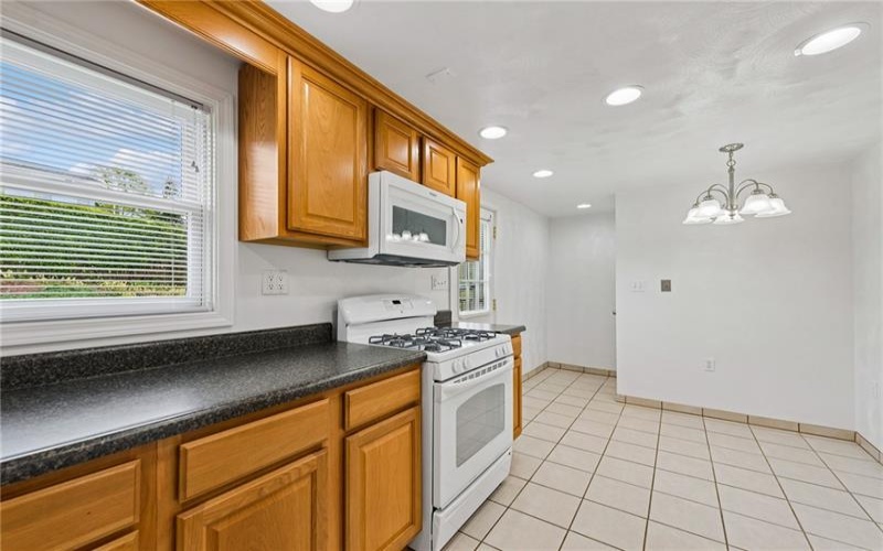 13400 Ridge Road, Irwin, 15642, 2 Bedrooms Bedrooms, 6 Rooms Rooms,2 BathroomsBathrooms,Residential,For Sale,Ridge Road,1752676