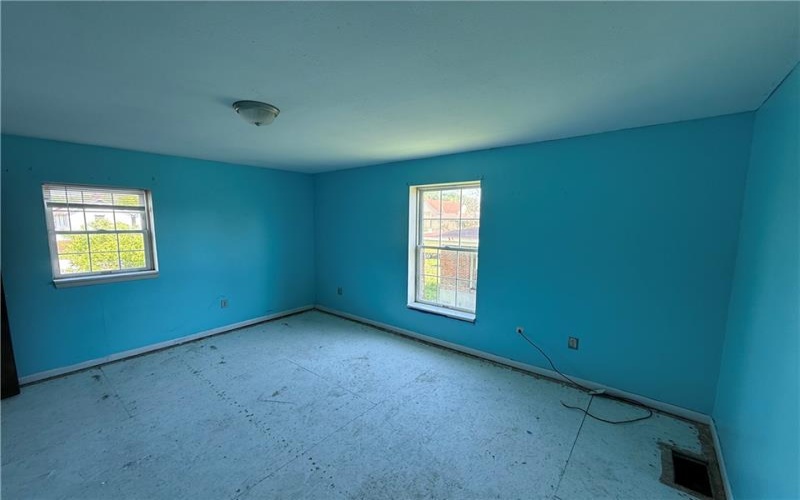 125 12th Street, Jeannette, 15644, 2 Bedrooms Bedrooms, ,1 BathroomBathrooms,Residential,For Sale,12th Street,1752728