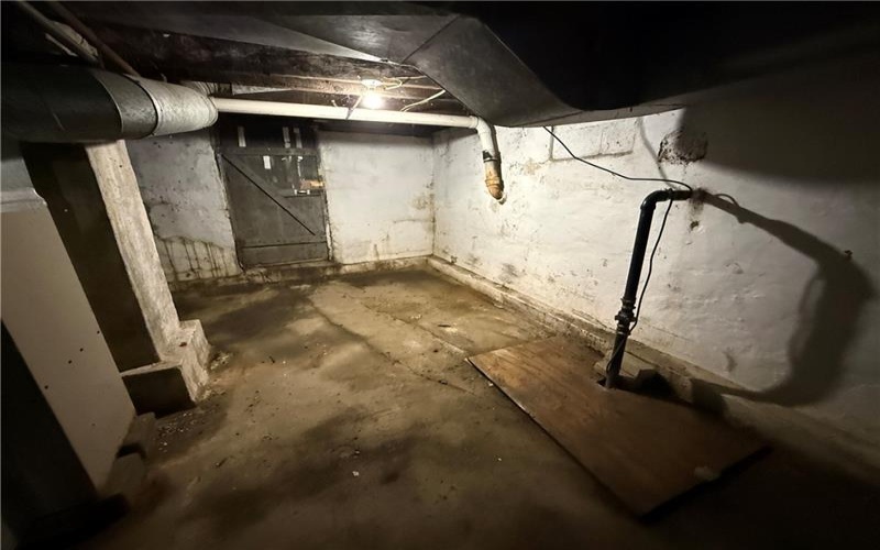 125 12th Street, Jeannette, 15644, 2 Bedrooms Bedrooms, ,1 BathroomBathrooms,Residential,For Sale,12th Street,1752728