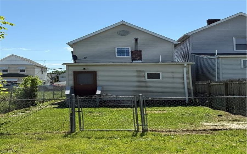 125 12th Street, Jeannette, 15644, 2 Bedrooms Bedrooms, ,1 BathroomBathrooms,Residential,For Sale,12th Street,1752728
