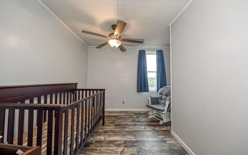 227 5th STREET, Youngwood, 15697, 4 Bedrooms Bedrooms, 8 Rooms Rooms,2 BathroomsBathrooms,Residential,For Sale,5th,1752730