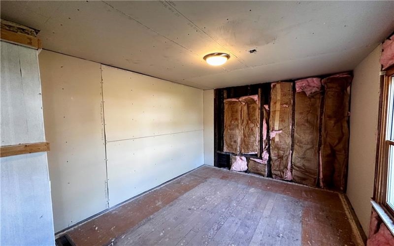 109 Pittsburgh Rd, Bentleyville, 15314, 4 Bedrooms Bedrooms, 8 Rooms Rooms,2 BathroomsBathrooms,Residential,For Sale,Pittsburgh Rd,1752736