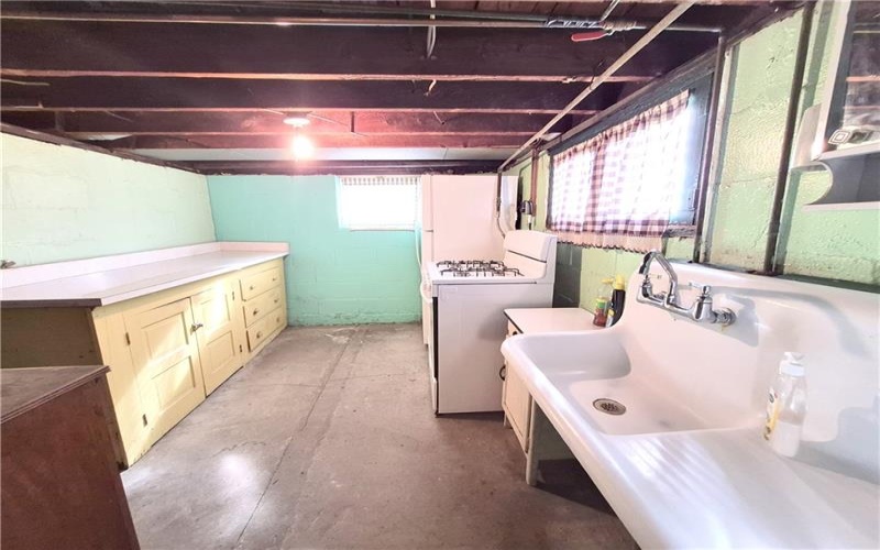 115 Georgia Avenue, West Vandergrift, 15690, 3 Bedrooms Bedrooms, 6 Rooms Rooms,1.1 BathroomsBathrooms,Residential,For Sale,Georgia Avenue,1752677