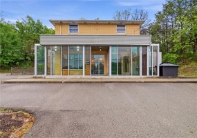 1017 Highland Ave, Greensburg, 15601, ,Commercial-industrial-business,For Sale,Highland Ave,1752751