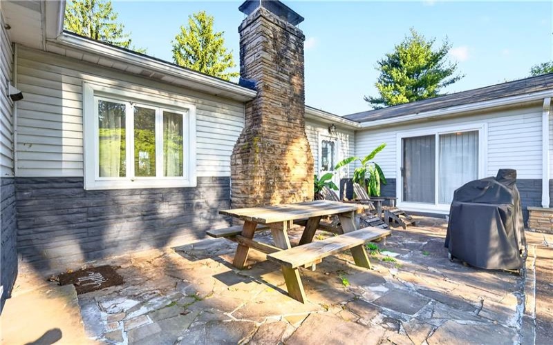 1188 Willowbrook Road, Rostraver Twp, 15012, 2 Bedrooms Bedrooms, 9 Rooms Rooms,2 BathroomsBathrooms,Residential,For Sale,Willowbrook Road,1752778