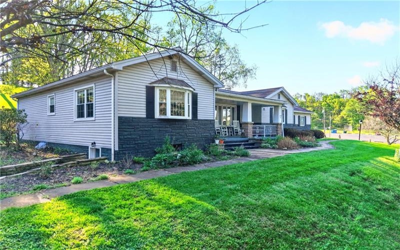 1188 Willowbrook Road, Rostraver Twp, 15012, 2 Bedrooms Bedrooms, 9 Rooms Rooms,2 BathroomsBathrooms,Residential,For Sale,Willowbrook Road,1752778