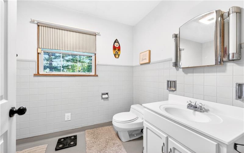 1188 Willowbrook Road, Rostraver Twp, 15012, 2 Bedrooms Bedrooms, 9 Rooms Rooms,2 BathroomsBathrooms,Residential,For Sale,Willowbrook Road,1752778