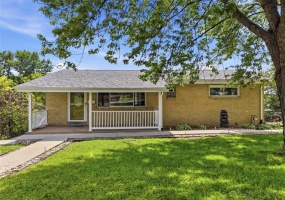 12000 Lee Dr, Irwin, 15642, 3 Bedrooms Bedrooms, 8 Rooms Rooms,1.1 BathroomsBathrooms,Residential,For Sale,Lee Dr,1752780