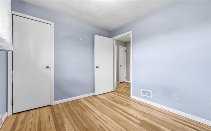 12000 Lee Dr, Irwin, 15642, 3 Bedrooms Bedrooms, 8 Rooms Rooms,1.1 BathroomsBathrooms,Residential,For Sale,Lee Dr,1752780