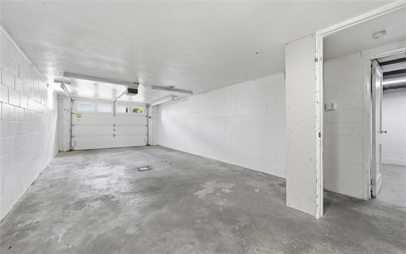12000 Lee Dr, Irwin, 15642, 3 Bedrooms Bedrooms, 8 Rooms Rooms,1.1 BathroomsBathrooms,Residential,For Sale,Lee Dr,1752780