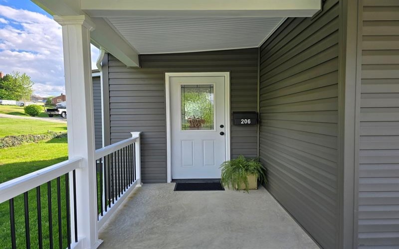 206 Shade STREET, Derry, 15627, 2 Bedrooms Bedrooms, 7 Rooms Rooms,1.1 BathroomsBathrooms,Residential,For Sale,Shade,1752786