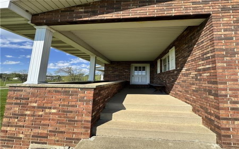 48 Misty Meadows Lane, Uniontown, 15401, 3 Bedrooms Bedrooms, ,2 BathroomsBathrooms,Residential,For Sale,Misty Meadows Lane,1752796