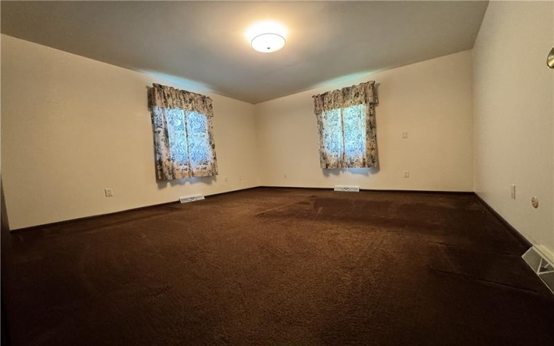 48 Misty Meadows Lane, Uniontown, 15401, 3 Bedrooms Bedrooms, ,2 BathroomsBathrooms,Residential,For Sale,Misty Meadows Lane,1752796