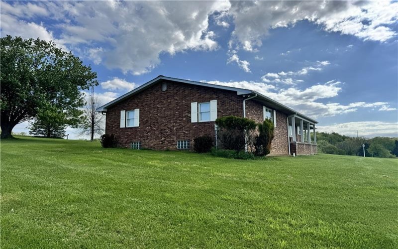 48 Misty Meadows Lane, Uniontown, 15401, 3 Bedrooms Bedrooms, ,2 BathroomsBathrooms,Residential,For Sale,Misty Meadows Lane,1752796