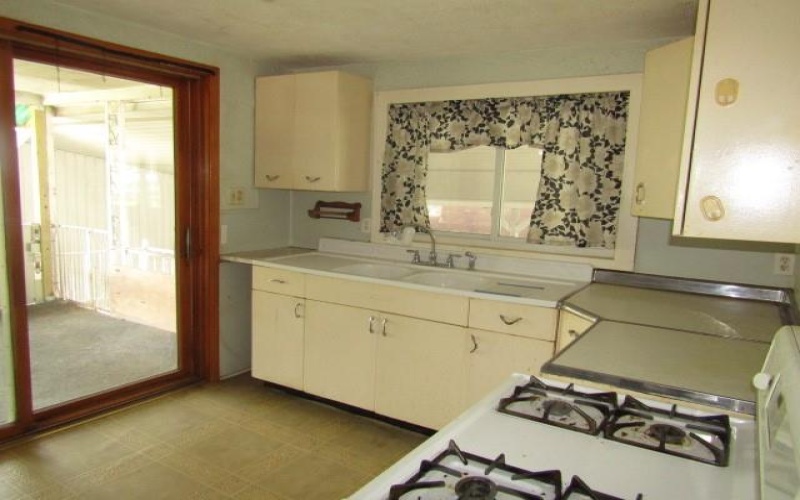 48 Locust St, Ellsworth, 15331, 2 Bedrooms Bedrooms, 5 Rooms Rooms,1 BathroomBathrooms,Residential,For Sale,Locust St,1752812