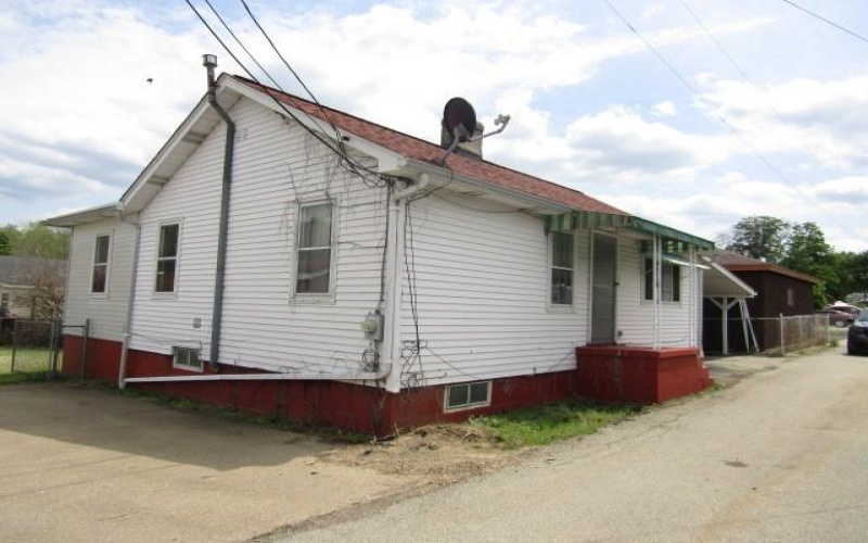 48 Locust St, Ellsworth, 15331, 2 Bedrooms Bedrooms, 5 Rooms Rooms,1 BathroomBathrooms,Residential,For Sale,Locust St,1752812