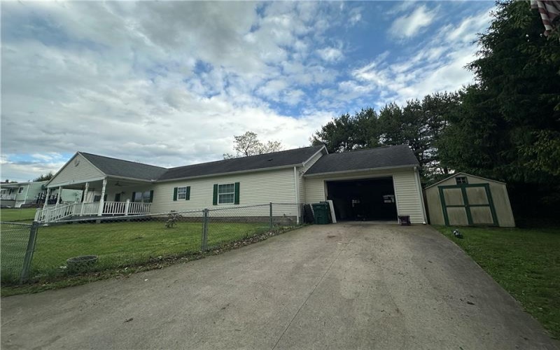 7 Short Street, Richeyville, 15312, 3 Bedrooms Bedrooms, 8 Rooms Rooms,2 BathroomsBathrooms,Residential,For Sale,Short Street,1752834
