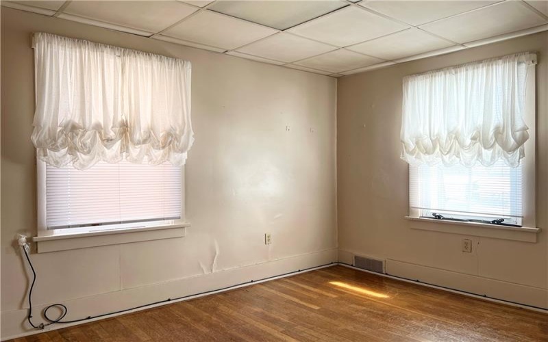 1673 Hancock Avenue, Oklahahoma, 15613, 3 Bedrooms Bedrooms, 7 Rooms Rooms,3 BathroomsBathrooms,Residential,For Sale,Hancock Avenue,1744315