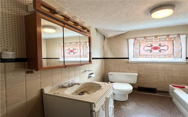 1673 Hancock Avenue, Oklahahoma, 15613, 3 Bedrooms Bedrooms, 7 Rooms Rooms,3 BathroomsBathrooms,Residential,For Sale,Hancock Avenue,1744315