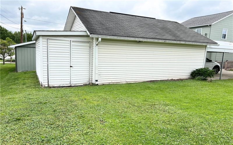 1673 Hancock Avenue, Oklahahoma, 15613, 3 Bedrooms Bedrooms, 7 Rooms Rooms,3 BathroomsBathrooms,Residential,For Sale,Hancock Avenue,1744315