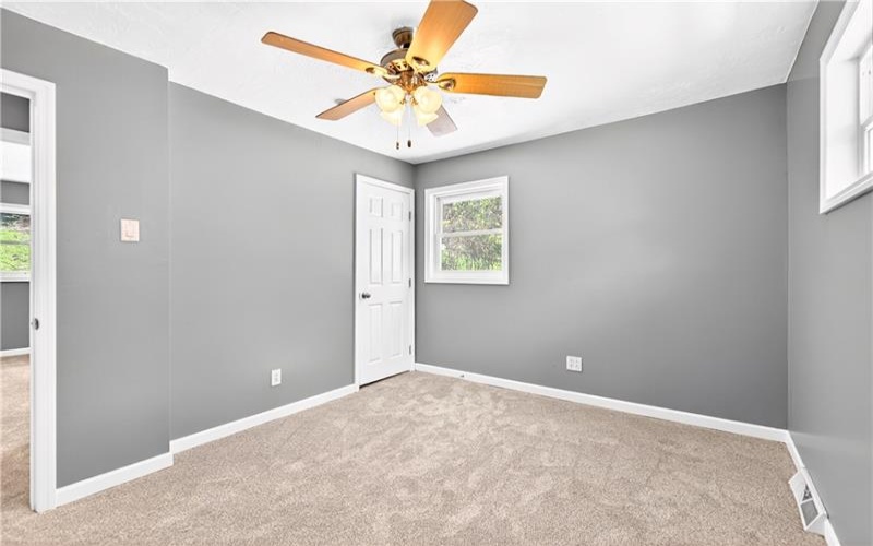 1590 Grange Road, Charleroi, 15022, 3 Bedrooms Bedrooms, 9 Rooms Rooms,2 BathroomsBathrooms,Residential,For Sale,Grange Road,1752665