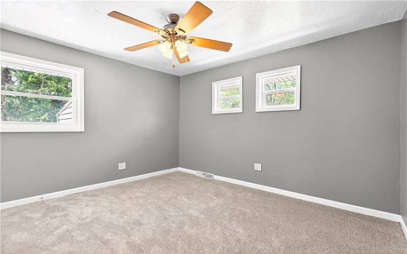 1590 Grange Road, Charleroi, 15022, 3 Bedrooms Bedrooms, 9 Rooms Rooms,2 BathroomsBathrooms,Residential,For Sale,Grange Road,1752665