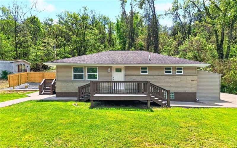 1590 Grange Road, Charleroi, 15022, 3 Bedrooms Bedrooms, 9 Rooms Rooms,2 BathroomsBathrooms,Residential,For Sale,Grange Road,1752665