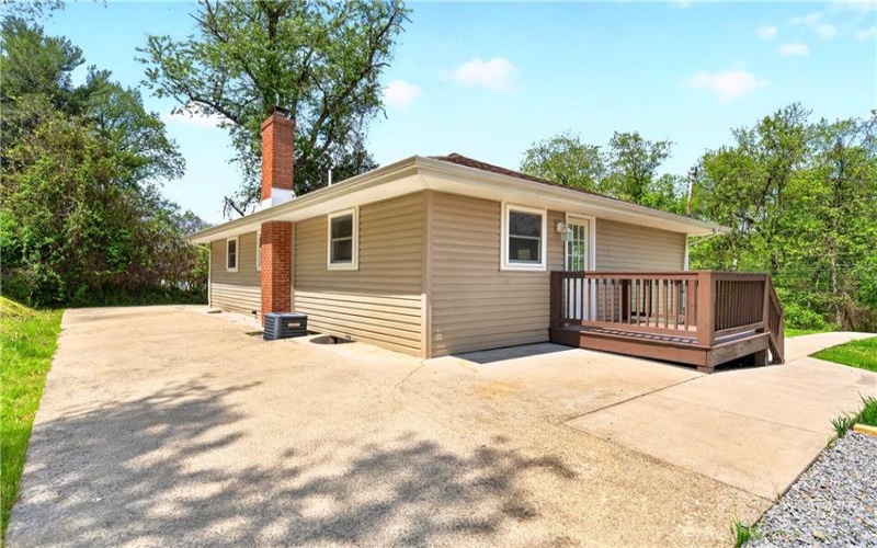 1590 Grange Road, Charleroi, 15022, 3 Bedrooms Bedrooms, 9 Rooms Rooms,2 BathroomsBathrooms,Residential,For Sale,Grange Road,1752665