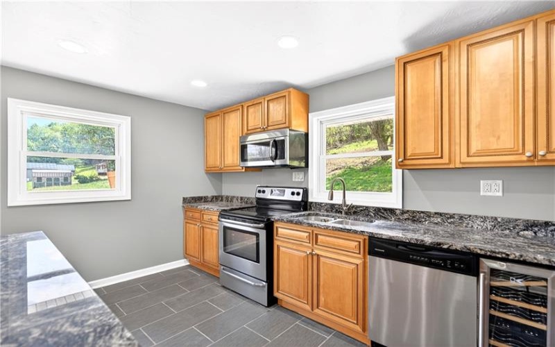 1590 Grange Road, Charleroi, 15022, 3 Bedrooms Bedrooms, 9 Rooms Rooms,2 BathroomsBathrooms,Residential,For Sale,Grange Road,1752665
