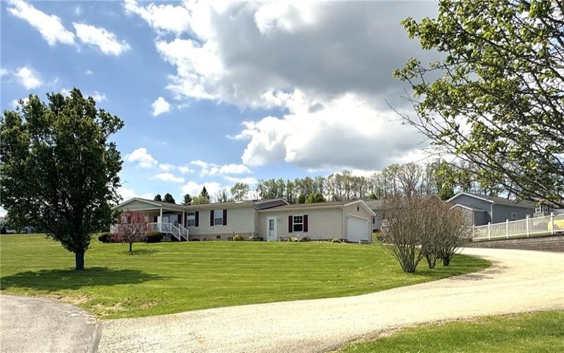 154 Angel Lane, Somerset, 15501, 3 Bedrooms Bedrooms, 7 Rooms Rooms,2 BathroomsBathrooms,Residential,For Sale,Angel Lane,1752871