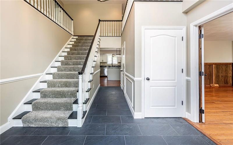 1120 Sandstone Rd, Greensburg, 15601, 4 Bedrooms Bedrooms, 9 Rooms Rooms,3.1 BathroomsBathrooms,Residential,For Sale,Sandstone Rd,1752868