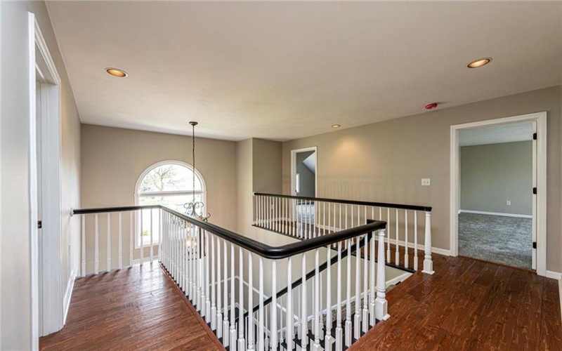 1120 Sandstone Rd, Greensburg, 15601, 4 Bedrooms Bedrooms, 9 Rooms Rooms,3.1 BathroomsBathrooms,Residential,For Sale,Sandstone Rd,1752868