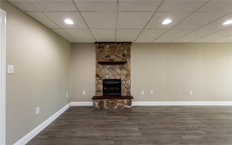 1120 Sandstone Rd, Greensburg, 15601, 4 Bedrooms Bedrooms, 9 Rooms Rooms,3.1 BathroomsBathrooms,Residential,For Sale,Sandstone Rd,1752868