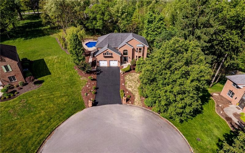 1120 Sandstone Rd, Greensburg, 15601, 4 Bedrooms Bedrooms, 9 Rooms Rooms,3.1 BathroomsBathrooms,Residential,For Sale,Sandstone Rd,1752868